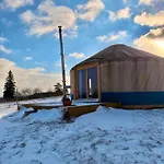 Glamping Niebianska Osada Jurty Dolnoslaskie *