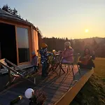 Glamping Niebianska Osada Jurty Dolnoslaskie Lyxtält