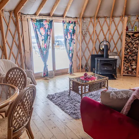 Luksusowy namiot Glamping Niebiańska Osada Jurty Dolnośląskie&spa