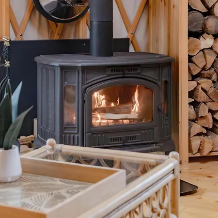 Glamping Niebiańska Osada Jurty Dolnośląskie&spa Luksusowy namiot *