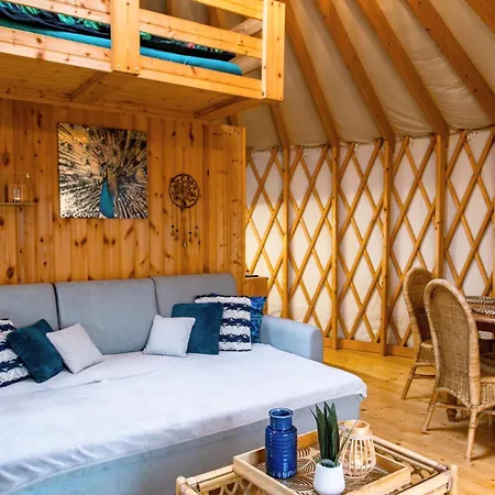Glamping Niebiańska Osada Jurty Dolnośląskie&spa Polanica-Zdrój