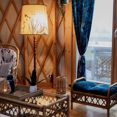 Glamping Niebianska Osada Jurty Dolnoslaskie Luxuszelt Bad Altheide