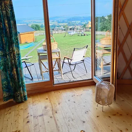 Glamping Niebianska Osada Jurty Dolnoslaskie & Polanica-Zdroj