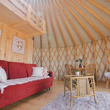 豪华帐篷 Glamping Niebianska Osada Jurty Dolnoslaskie &