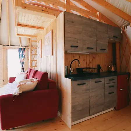 Luxuszelt Glamping Niebianska Osada Jurty Dolnoslaskie Bad Altheide