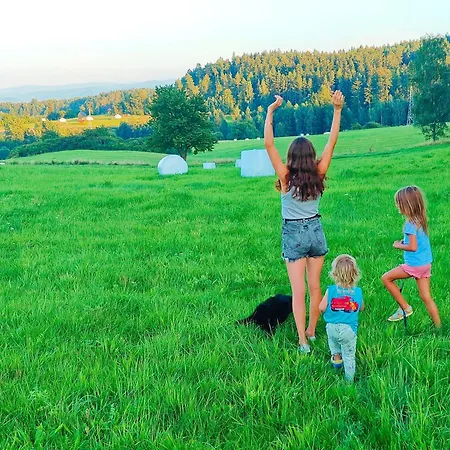 Luxury tent Glamping Niebianska Osada Jurty Dolnoslaskie & *