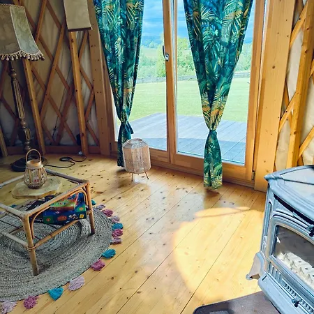 Luxury tent Glamping Niebianska Osada Jurty Dolnoslaskie &