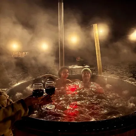 Glamping Niebianska Osada Jurty Dolnoslaskie Luxuszelt Bad Altheide