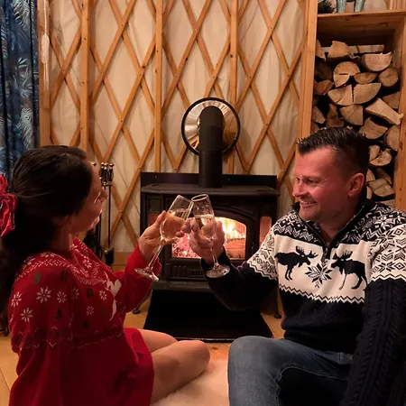 Glamping Niebiańska Osada Jurty Dolnośląskie&spa Luksusowy namiot Polanica-Zdrój