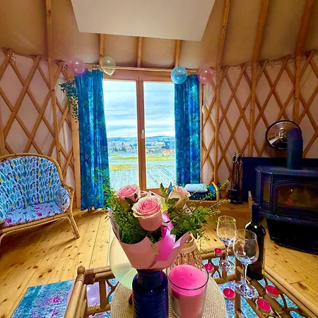 Glamping Niebianska Osada Jurty Dolnoslaskie Поляница-Здруй