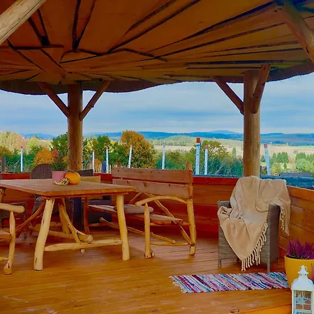 Glamping Niebianska Osada Jurty Dolnoslaskie Campismo de Luxo Polanica-Zdrój