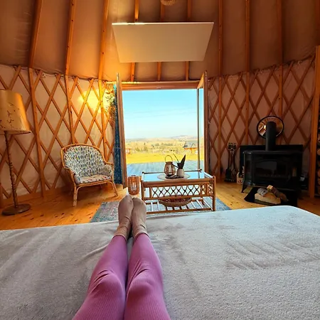 Luxury tent Glamping Niebianska Osada Jurty Dolnoslaskie *