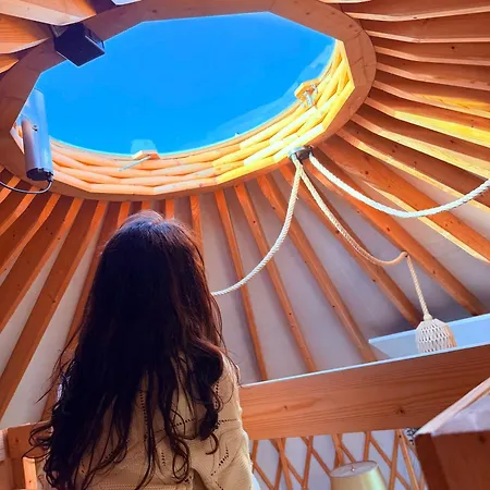 Glamping Niebianska Osada Jurty Dolnoslaskie
