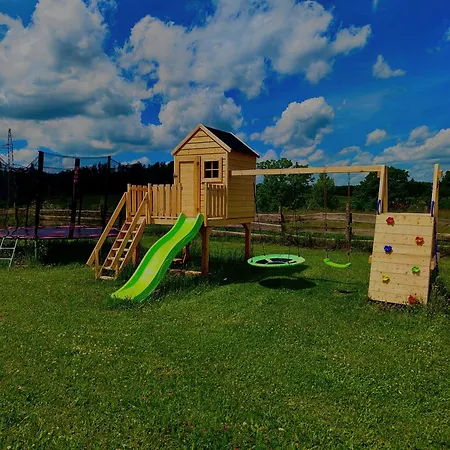 Lüks kamp alanı Glamping Niebianska Osada Jurty Dolnoslaskie Polanica-Zdroj