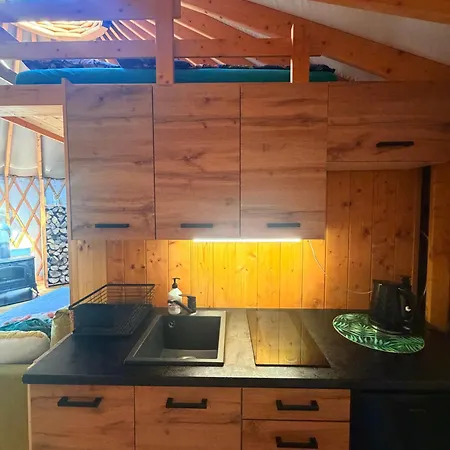 Glamping Niebianska Osada Jurty Dolnoslaskie 럭셔리텐트 폴라니카-즈루이