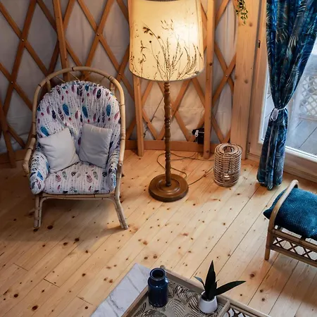 Glamping Niebianska Osada Jurty Dolnoslaskie 럭셔리텐트 폴라니카-즈루이