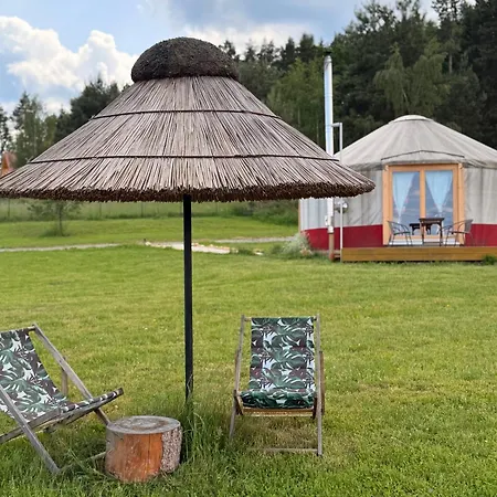 Luxusní stan Glamping Niebianska Osada Jurty Dolnoslaskie *