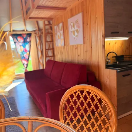 Glamping Niebianska Osada Jurty Dolnoslaskie *