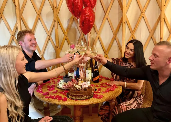 Glamping Niebianska Osada Jurty Dolnoslaskie Polanica-Zdrój