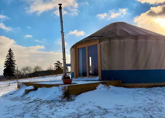 Glamping Niebianska Osada Jurty Dolnoslaskie *