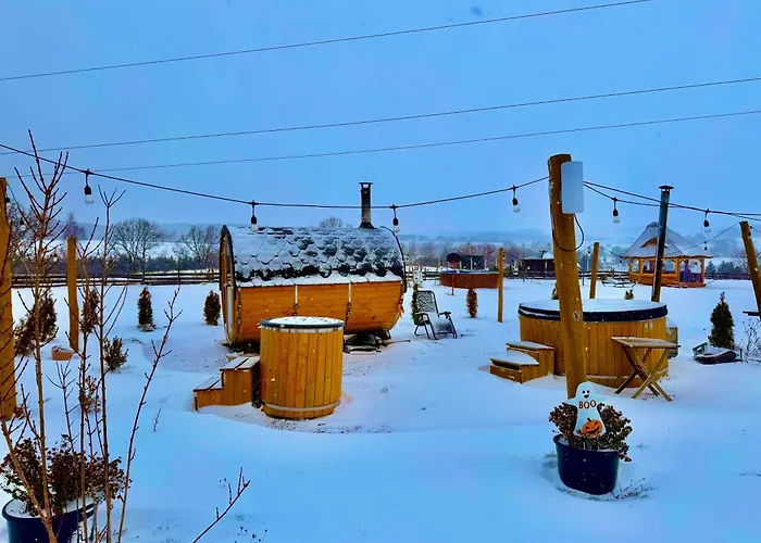 Glamping Niebianska Osada Jurty Dolnoslaskie Campismo de Luxo