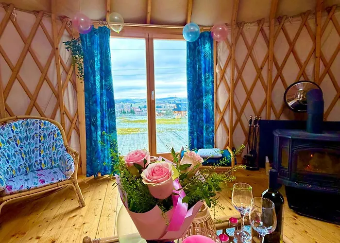 Glamping Niebianska Osada Jurty Dolnoslaskie Polanica-Zdrój
